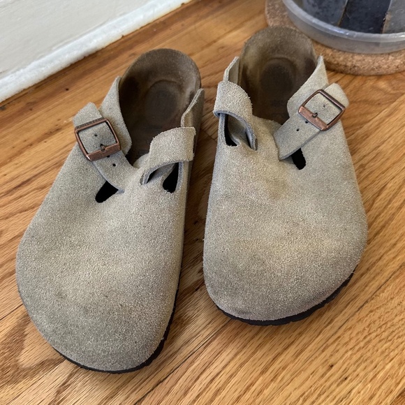 Taupe Suede Birkenstock Boston Clog - EU 39 (US M 6 / W 8) - Picture 1 of 4